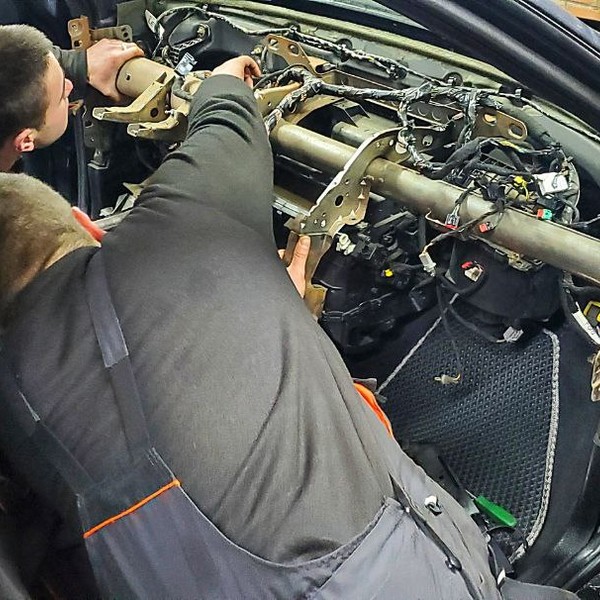 Фото из галереи автосервиса AutoClinic в Батуми
